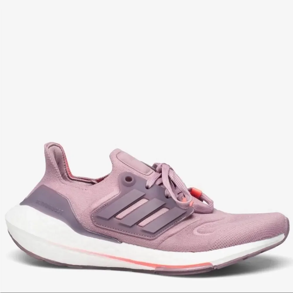 Adidas Ultraboost 22 Sneakers Girls Size 4 New